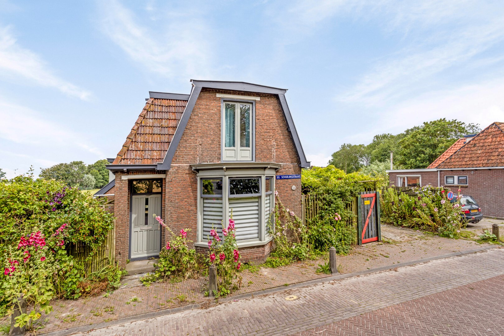 Charmante woning aan de rand van het pittoreske dorp Oudebildtzijl 