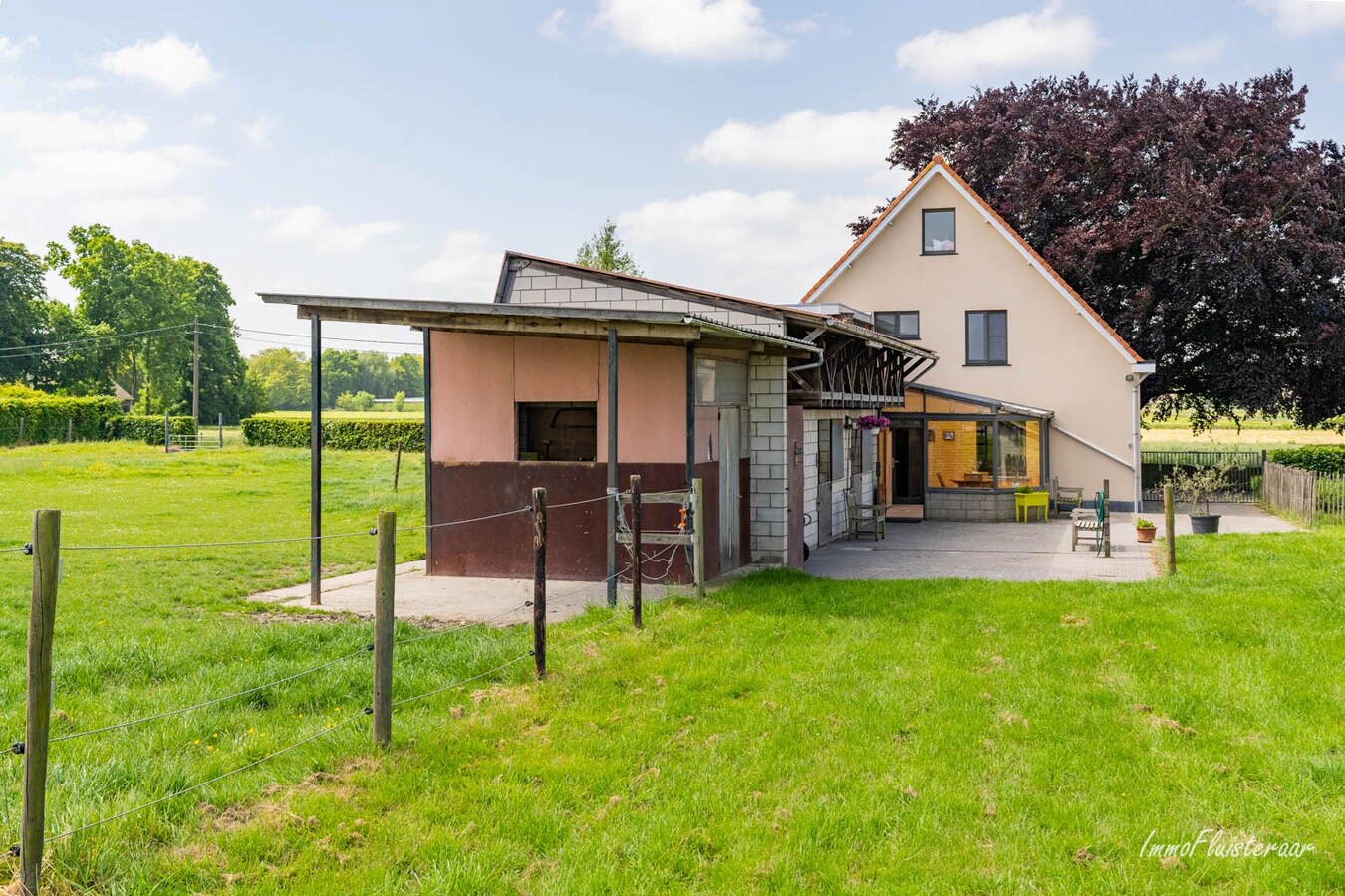 Prachtige woning met paardenaccommodatie op ca. 48a te Landen 