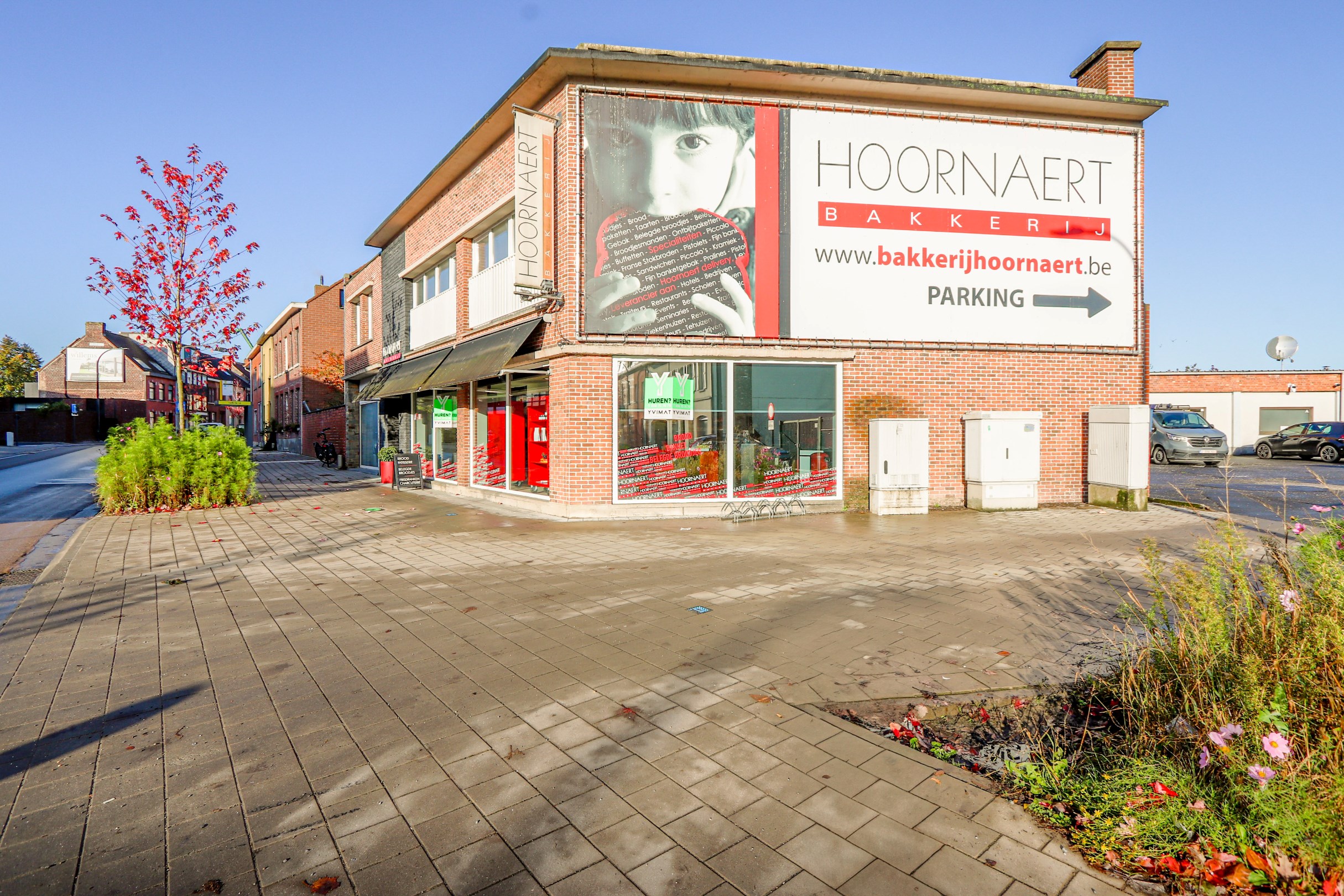 COMMERCIEEL GELEGEN HANDELSPAND 