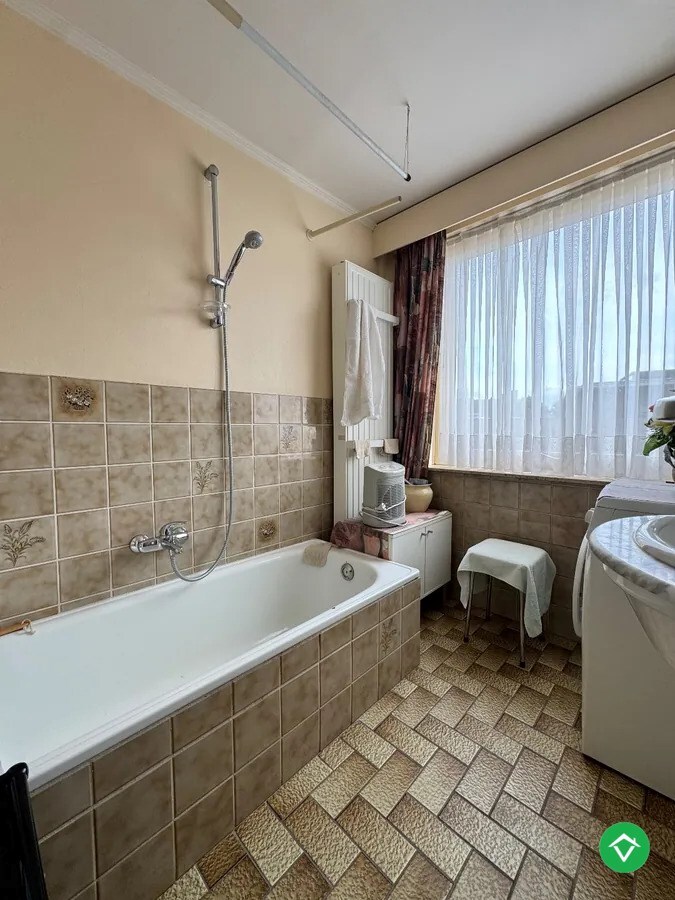 Appartement met 2 slaapkamers en garage te Koekelare 