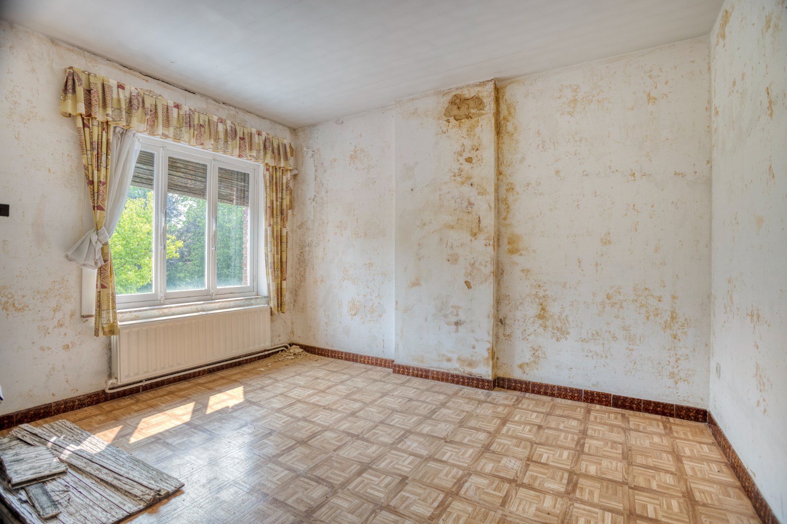 Unieke kans voor te renoveren woning te Boutersem op een prachtig perceel  – EPC 579 kWh/m&#178; jaar - bewoonbare oppervlakte 176 m&#178; 