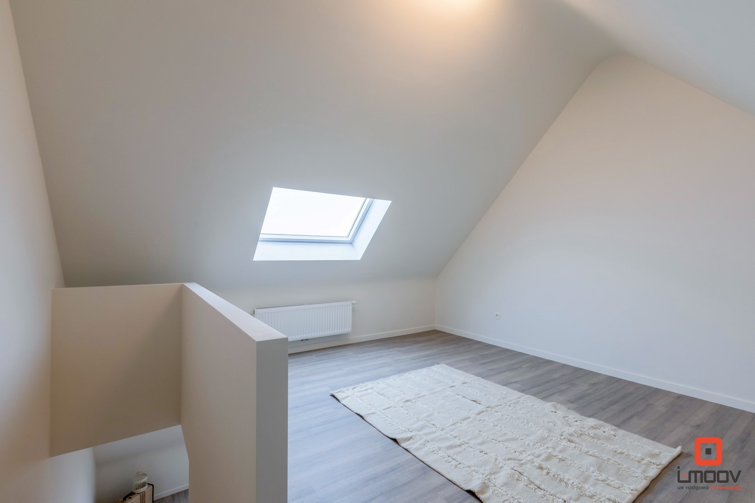 Ruime, zeer recente woning in rustige buurt 