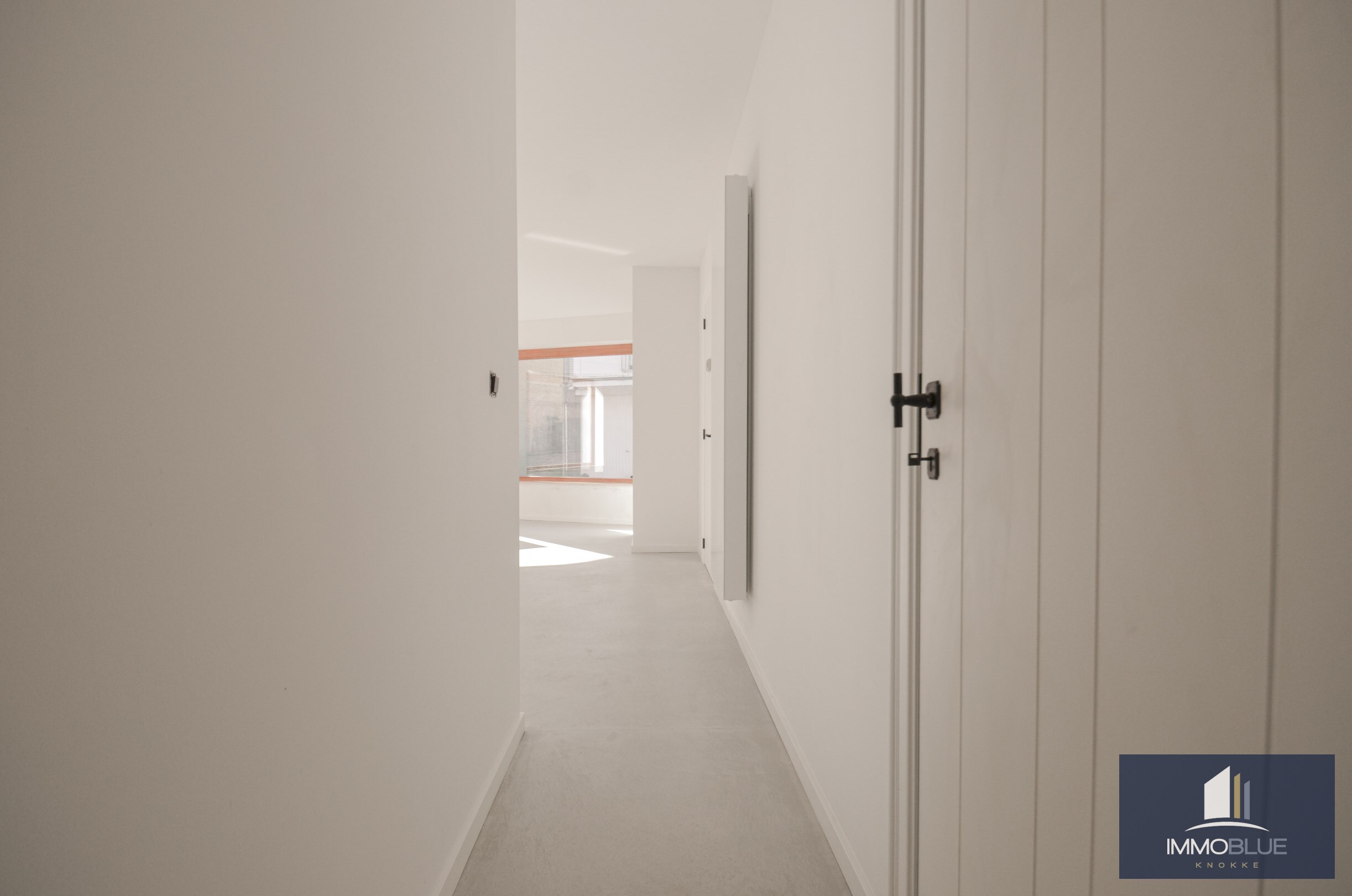 EXCLUSIEF : Tuinappartement gelegen in een kleinschalige nieuwbouwresidentie in Art Deco-stijl. 