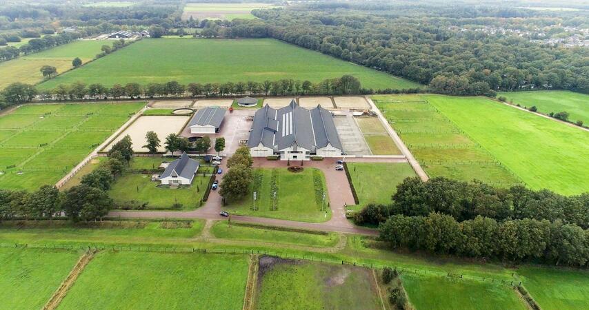 Huis met stallen te koop in Vlaanderen Nederland - Rodenburgh Immobiliën