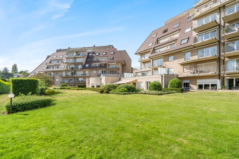 Appartement met terras met zicht op de tuin! 