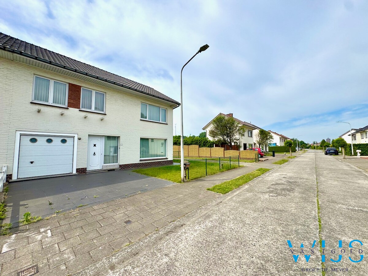 Ideale gezinswoning met 4 slaapkamers te Zelzate ! 