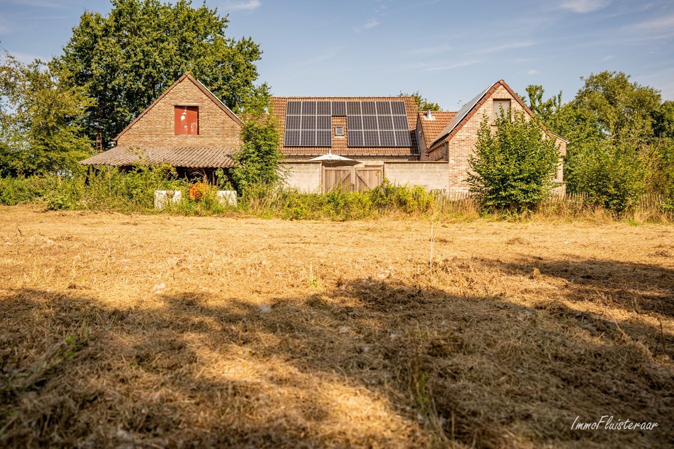 Maison soign&#233;e avec 4 &#233;curies sur environ 75 ares &#224; Tielt-Winge (Brabant flamand) 