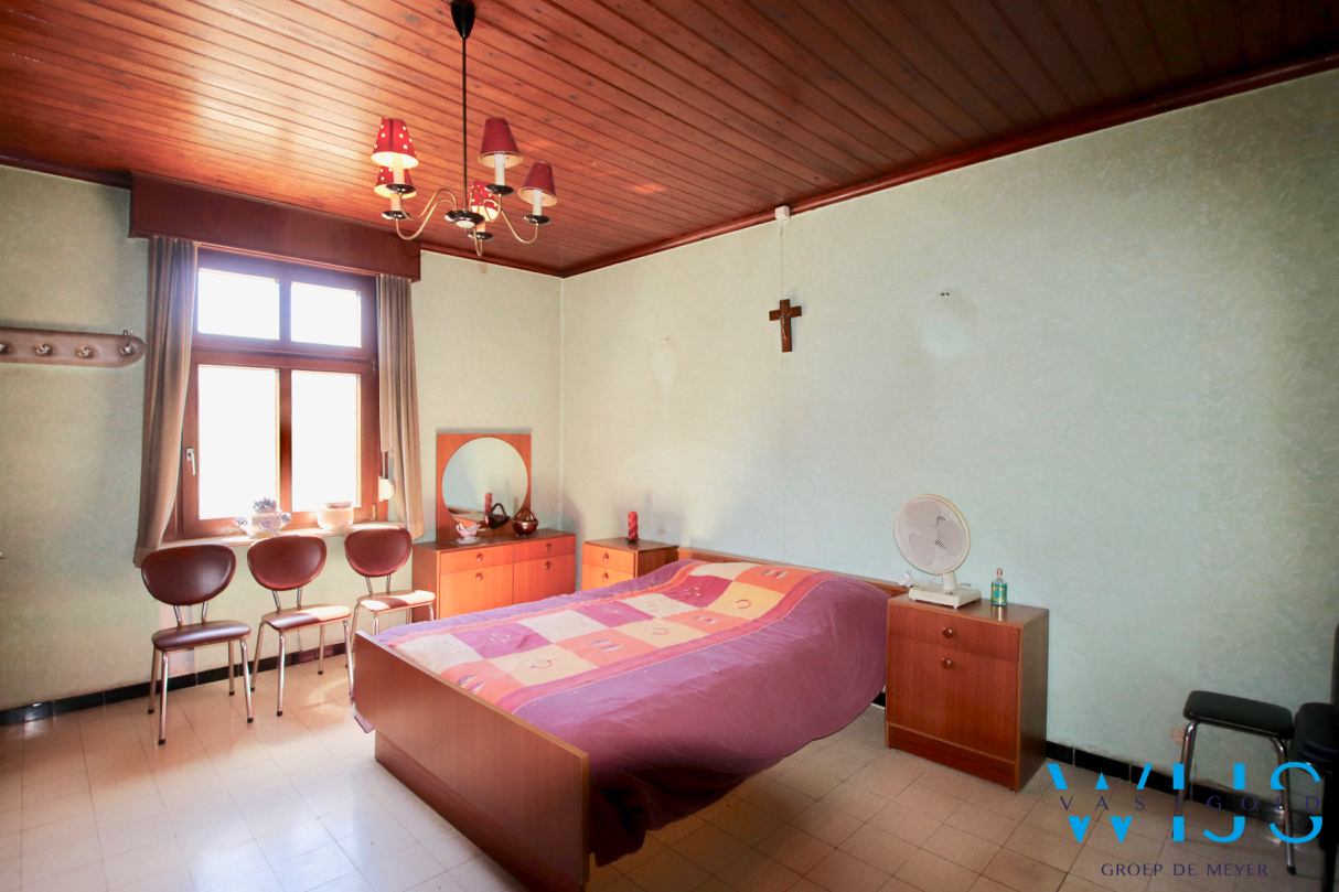 Fantastisch gelegen woonhuis op 1430m&#178; te Lievegem ! 