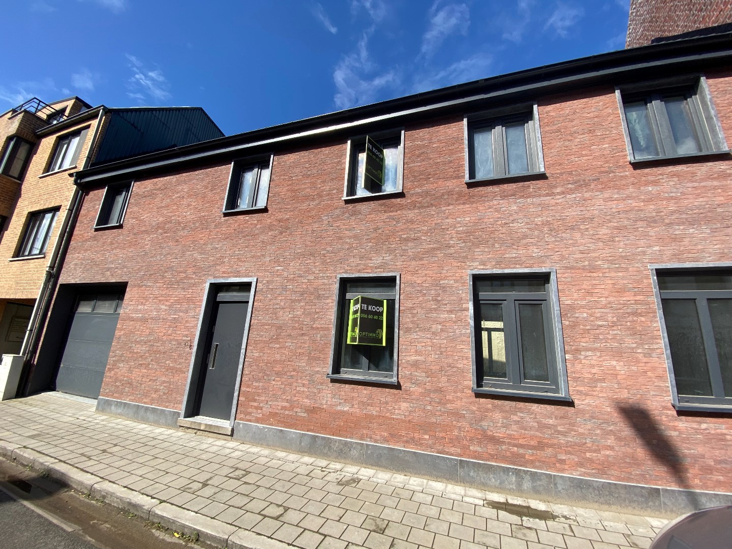 Centraal gelegen casco nieuwbouwwoning met gezellige patio &amp; garage! 