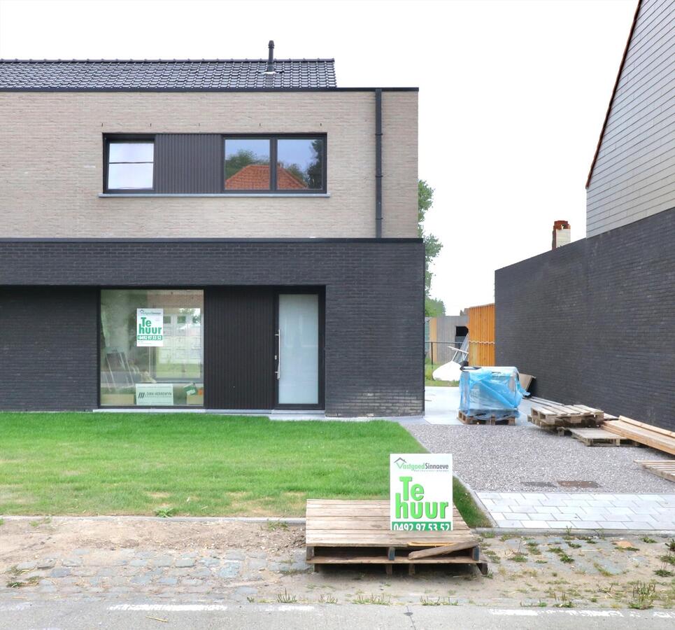 Nieuwbouwwoning met 3 slaapkamers en carport te Vladslo 