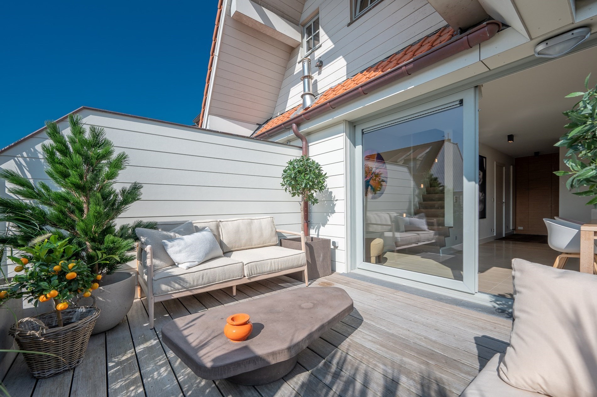 Magnifique appartement spacieux de 2 chambres avec de grandes terrasses situ&#233; au centre de la Zoutelaan &#224; Knokke (avec possibilit&#233; de cr&#233;er une 3&#232;me chambre) 