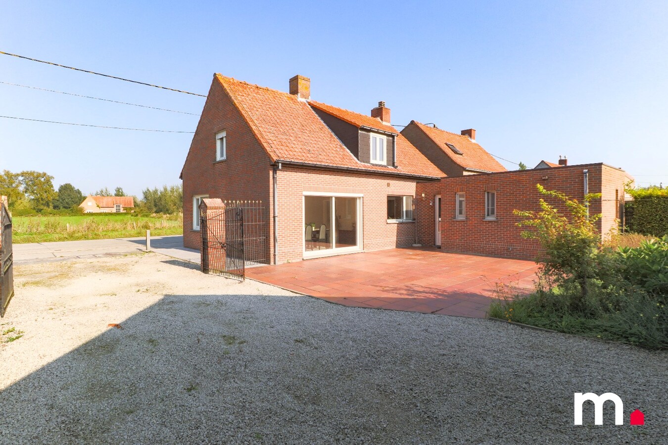 VERZORGDE WONING MET 4 SL.K. EN GARAGE 85m&#178; 