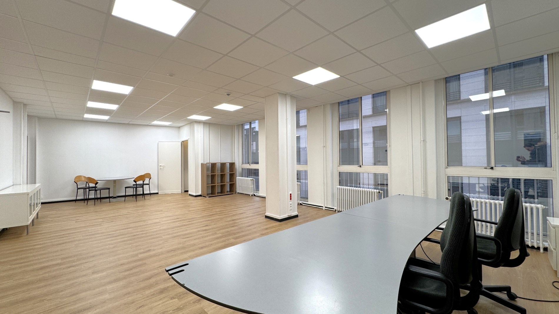 Lichtrijke kantoren te huur in centrum van Antwerpen