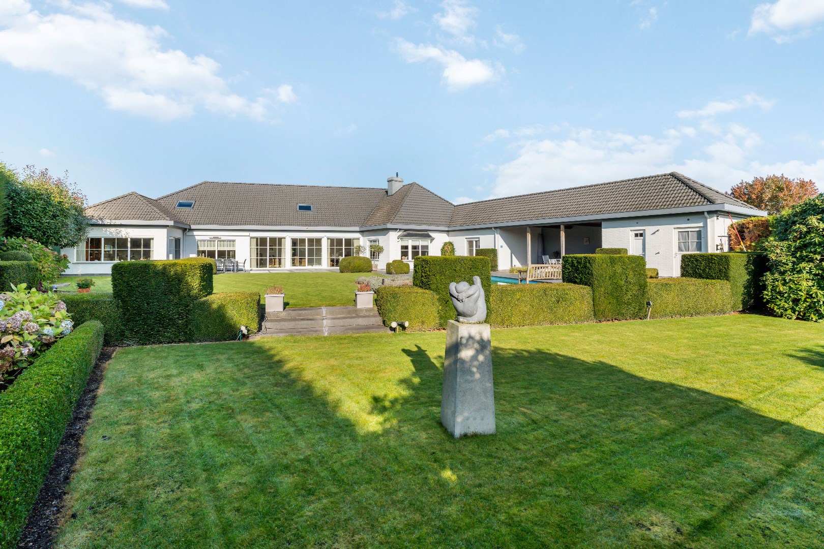 Luxueuze villa met zwembad en absolute privacy op riant perceel 