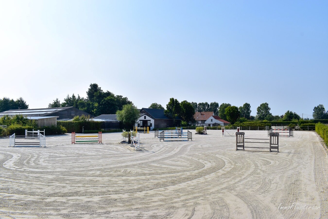 Unique Equestrian Complex with various possibilities in Veurne on approx. 9ac and 44 ac 
