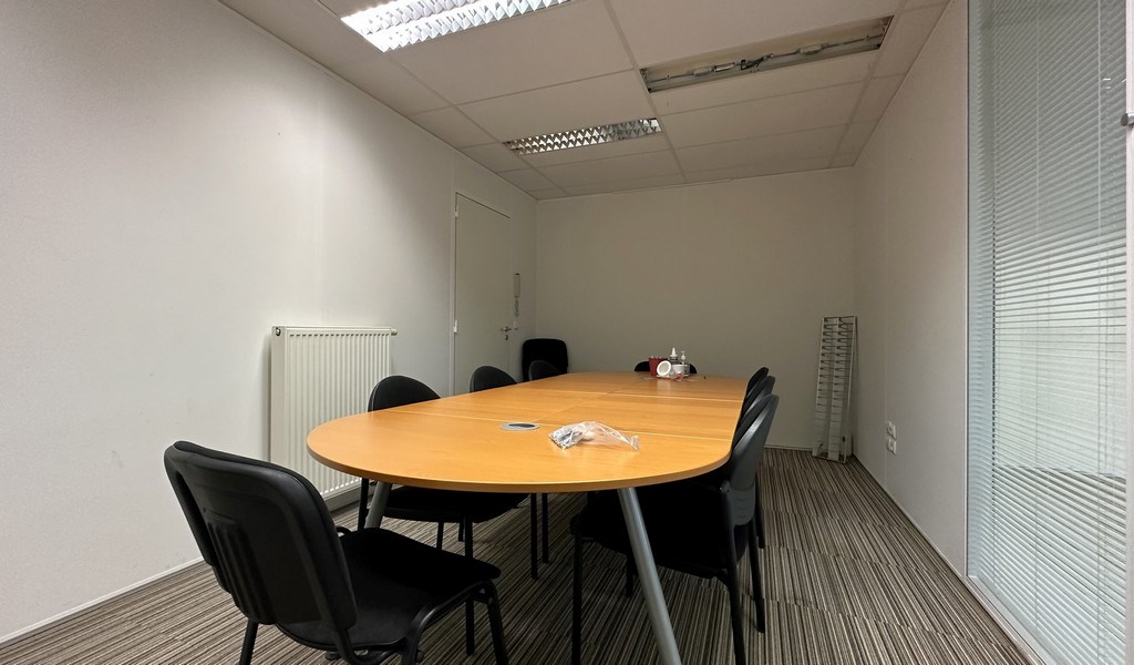 Instapklare kantoren te huur in Lokeren