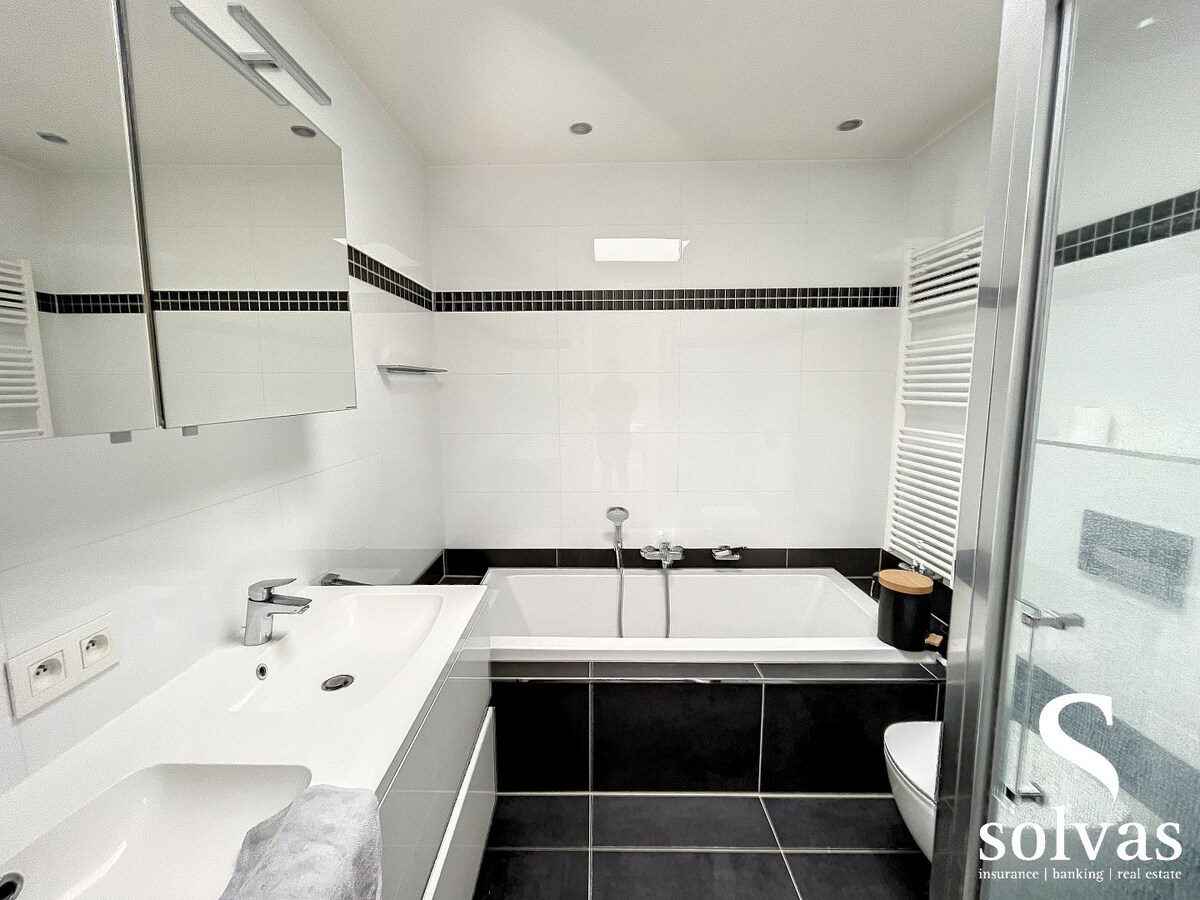 Luxueus duplex appartement met 3 slaapkamers in Res. Acacia 