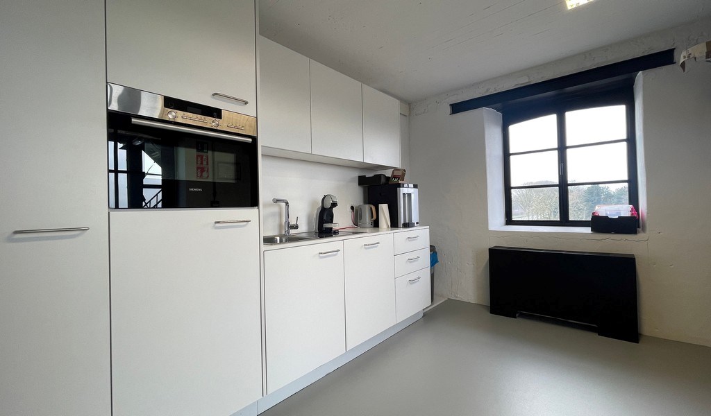 Loftkantoor met prachtig zicht te huur in Brecht