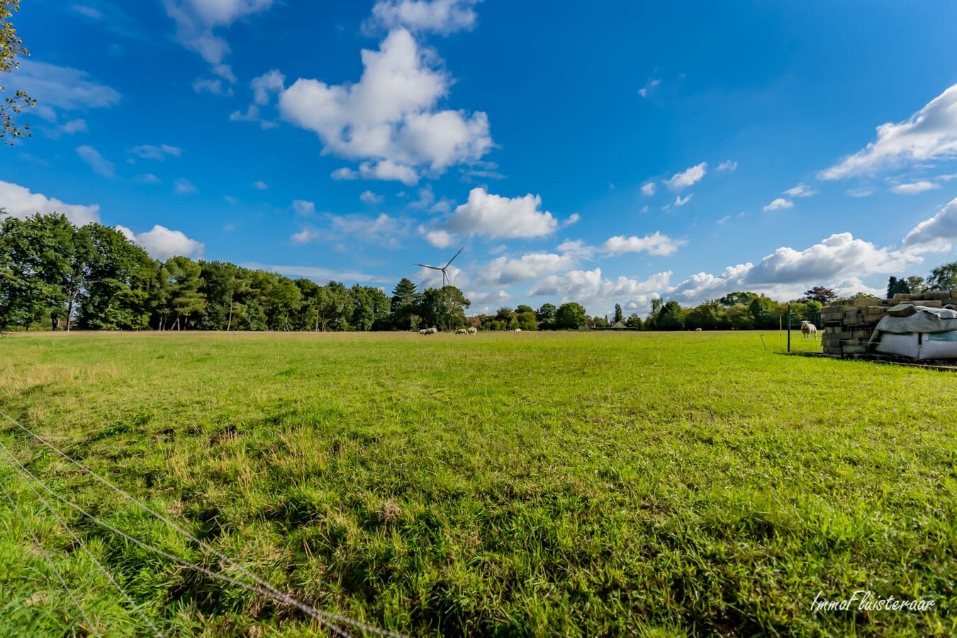 Landelijke woning met uitstekende ligging op ca. 1ha te Ham 