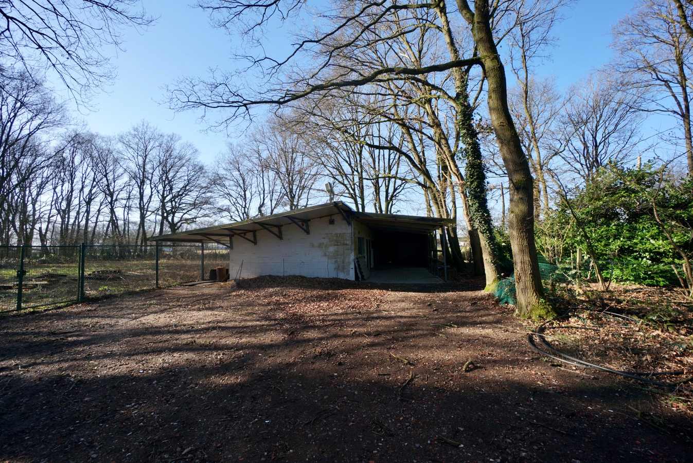 Charmante gerenoveerde hoeve met paardenstallen op ca. 2,5 ha te Gruitrode 