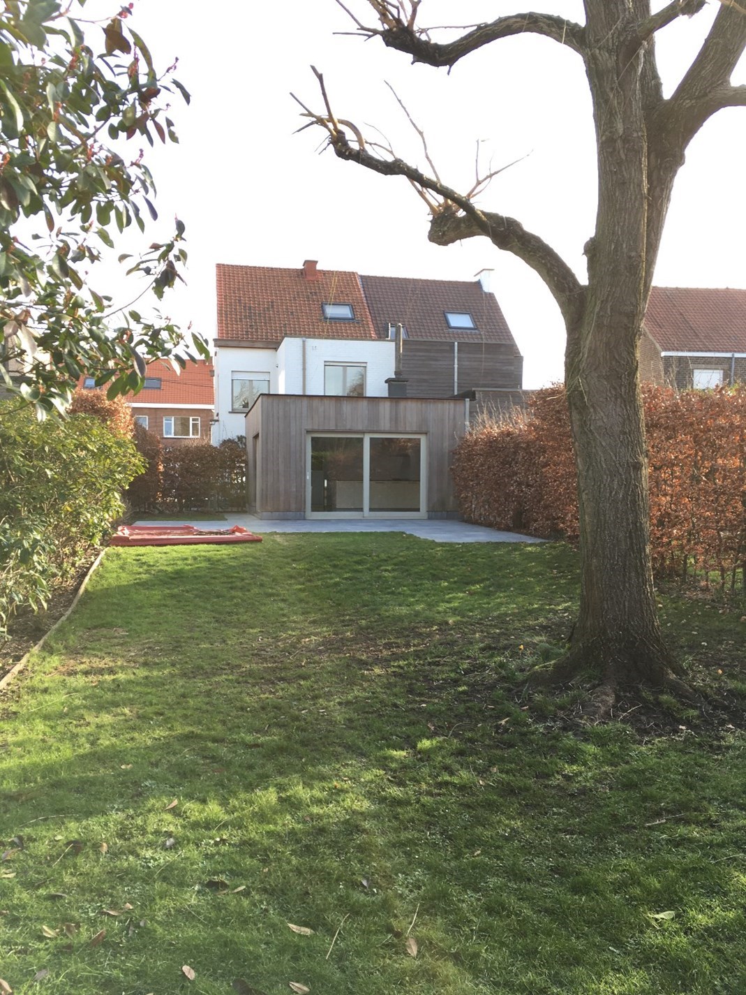 Ruime, gezellige woning met groene tuin 