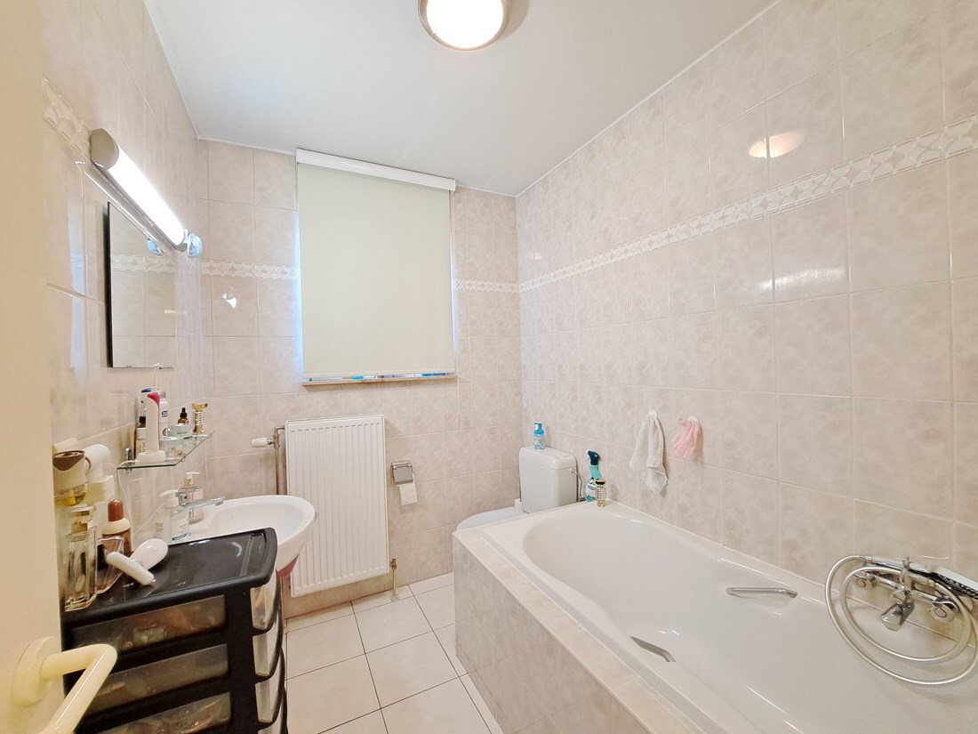 Gunstig gelegen gelijkvloers appartement te Houthalen 