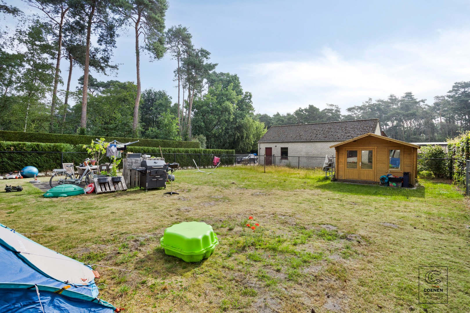 Laagbouw woning van 129 m&#178; met drie slaapkamers op een schitterende ligging in Oelegem! 