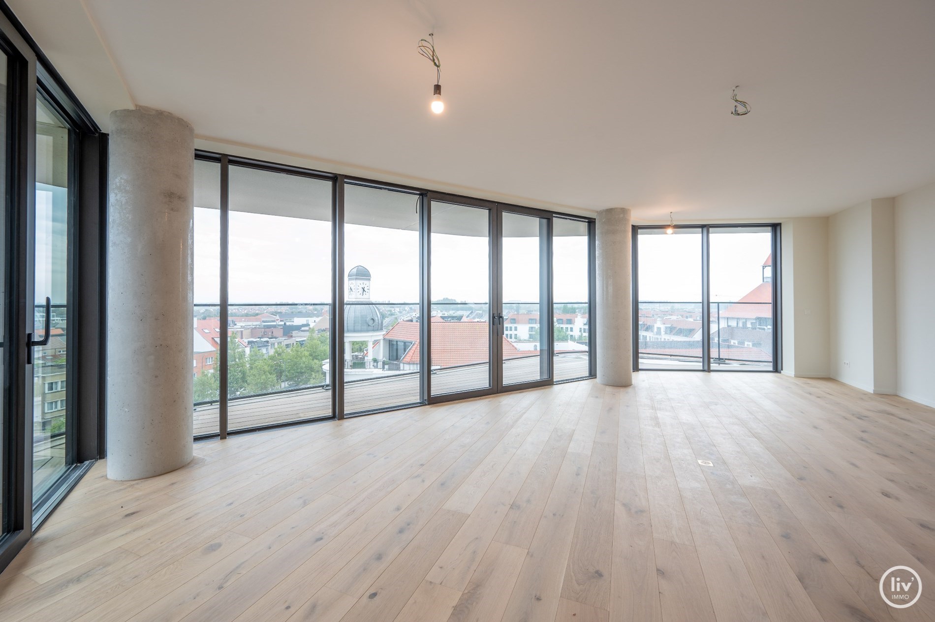 Appartement neuf avec deux chambres et de magnifiques vues d&#233;gag&#233;es situ&#233; dans la r&#233;sidence The Tower. 