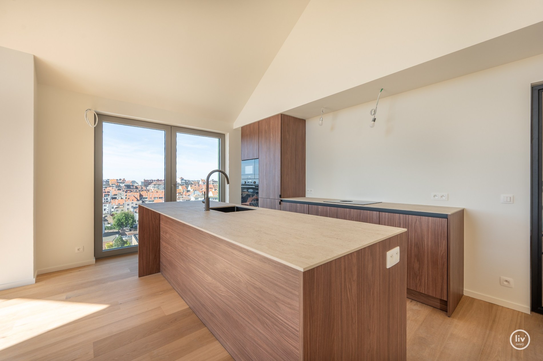 Journ&#233;e portes ouvertes Vendredi 01/08 entre 14h et 18h (Maes et Boerenboomplein) : Appartement de 3 pi&#232;ces bien situ&#233; &#224; Res. Hoost 