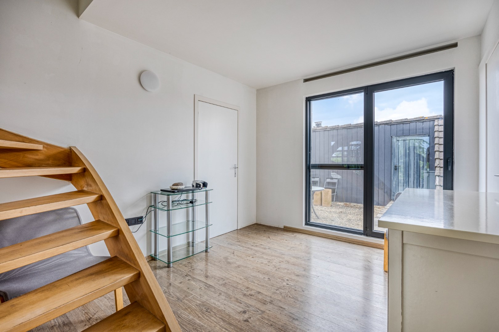 Villa met praktijkruimte op perceel van 1.817m&#178; te Geel 