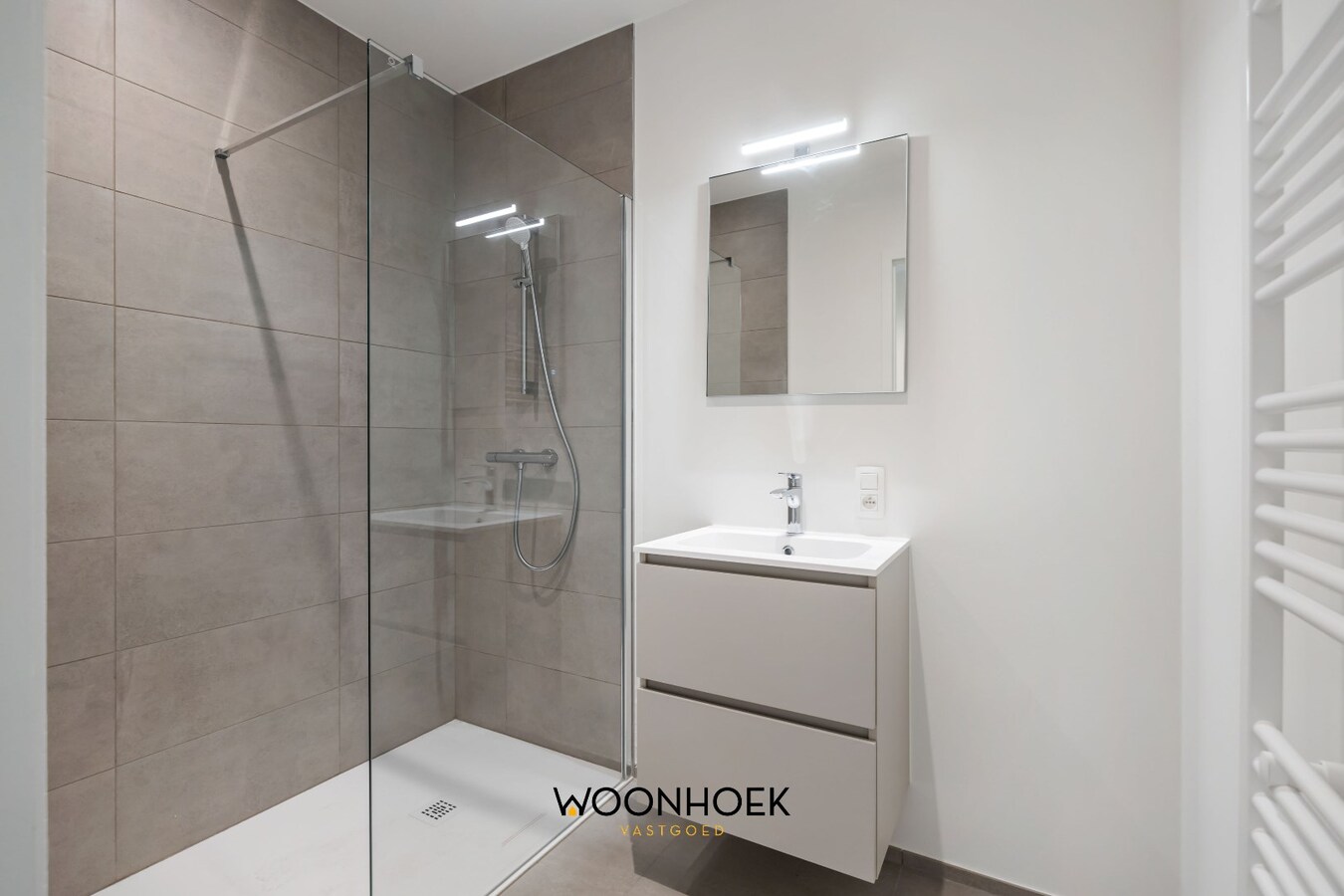 Luxueus 3-slpk nieuwbouwappartement OEVERPARK te Lokeren 