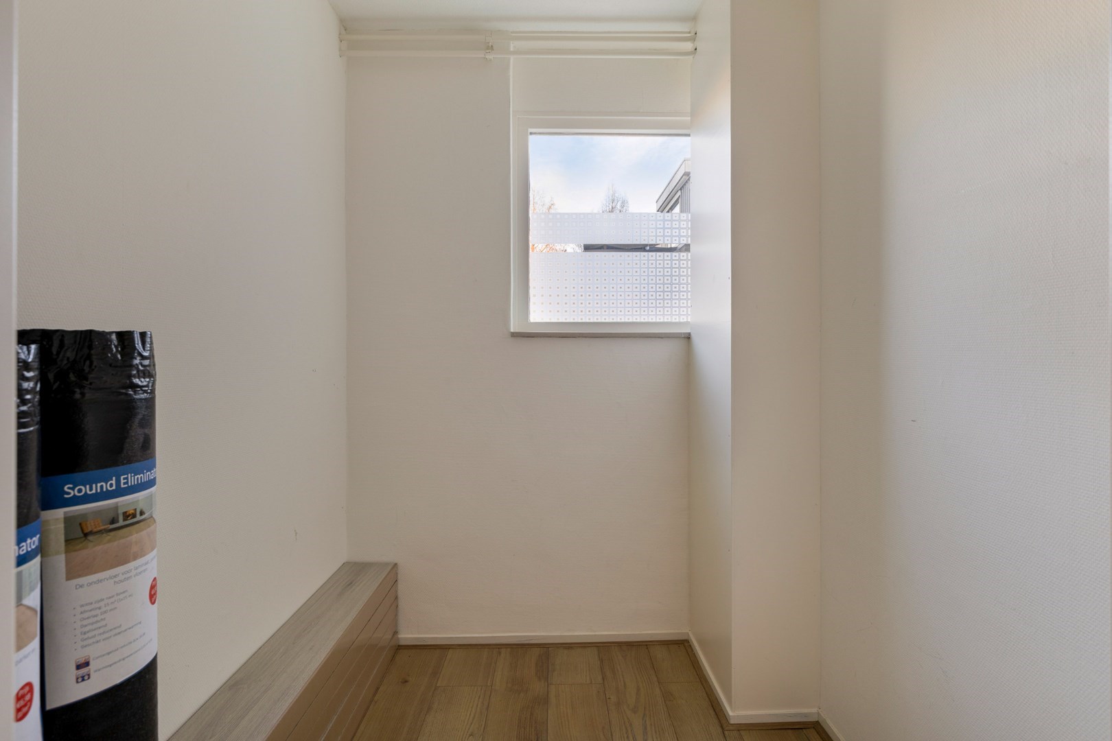 Royale hoek-eengezinswoning met 155 m&#178; wooncomfort en 5 kamers, riante tuin en dakterras. 