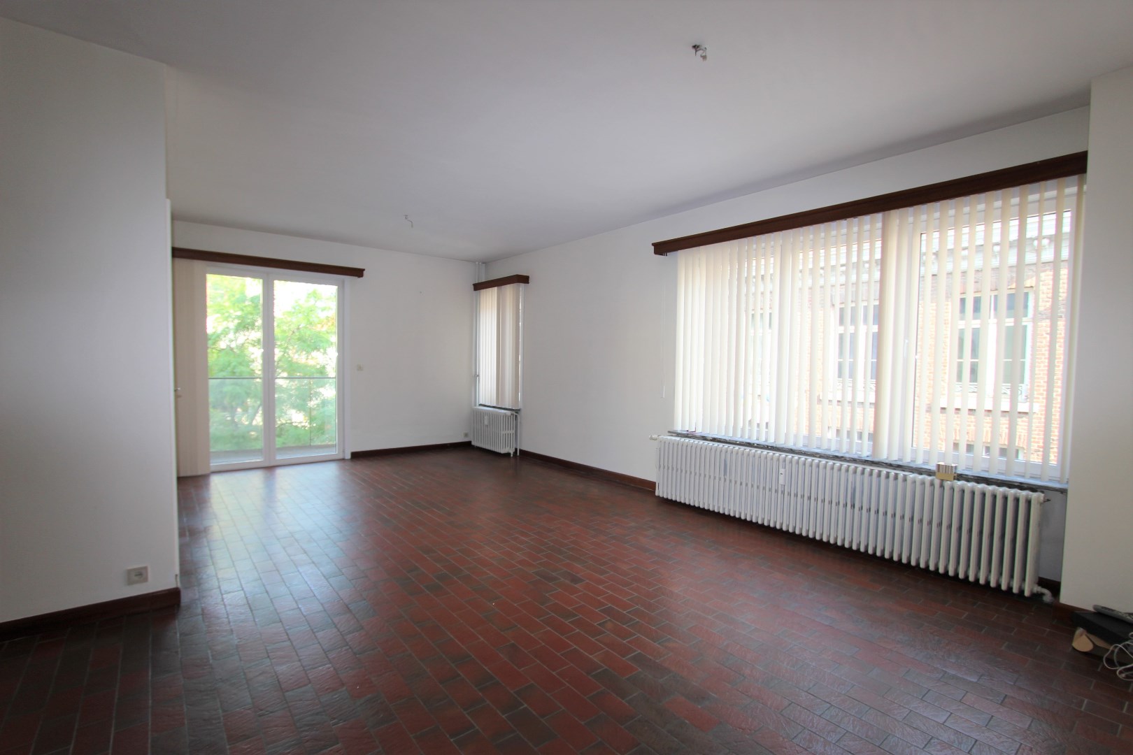 RUIM APPARTEMENT - PRACHTIG GELEGEN IN HET STADSCENTRUM 