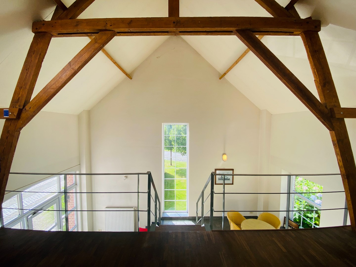 Multifunctionele ruimte van 90 m&#178; in loft-stijl op een groene locatie! 
