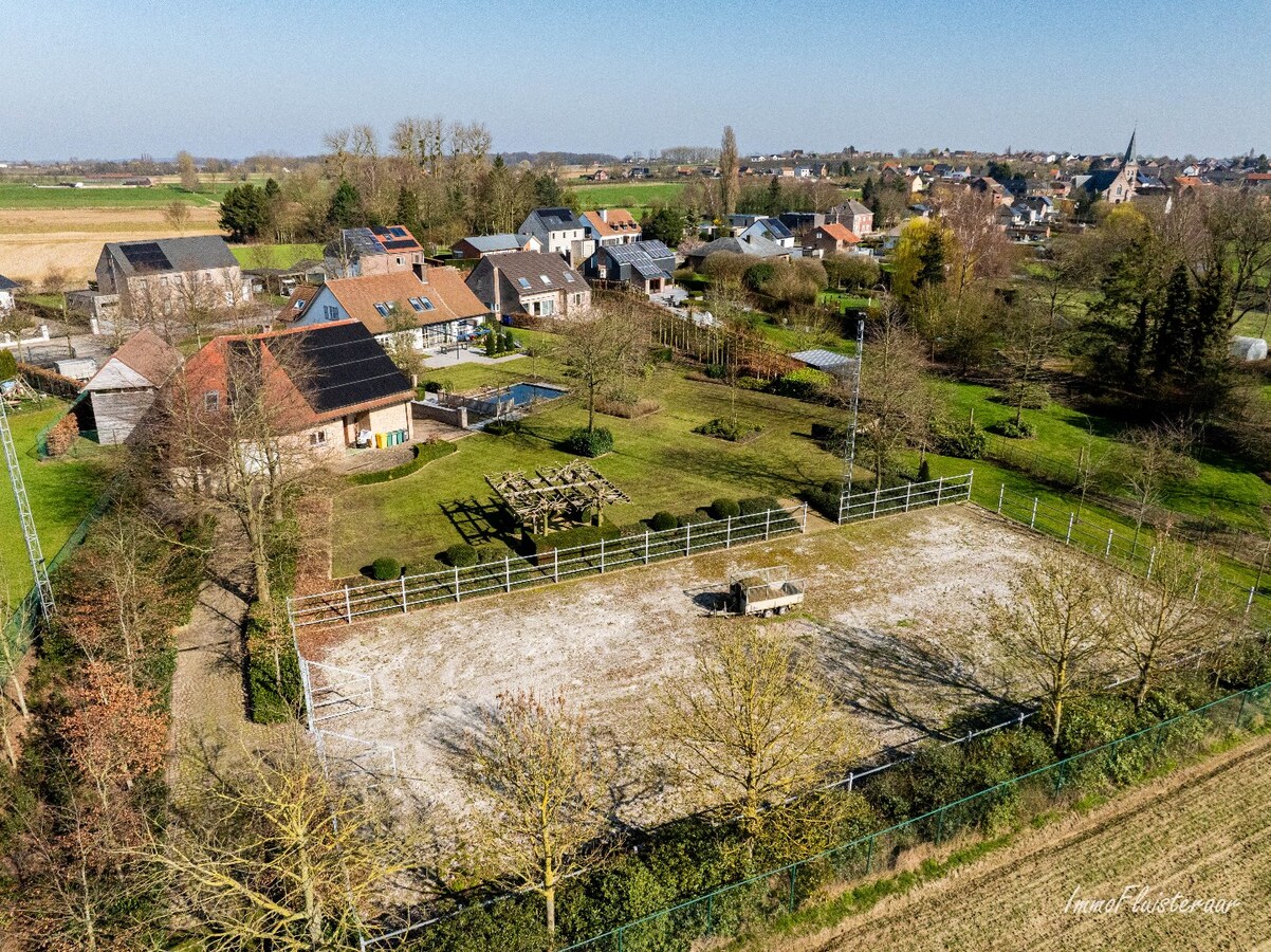 Prachtige gerenoveerde woning met bijgebouwen en paardenfaciliteiten op ca. 1,3ha te Kortenaken (Vlaams-Brabant) 