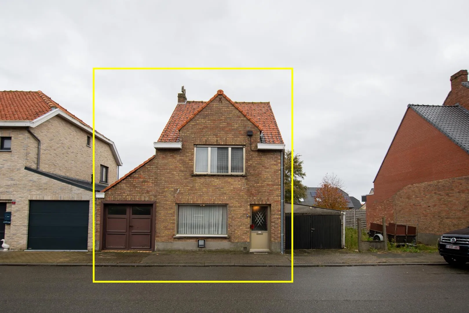 Goed gelegen rijwoning te Oudenburg met tuin en garage