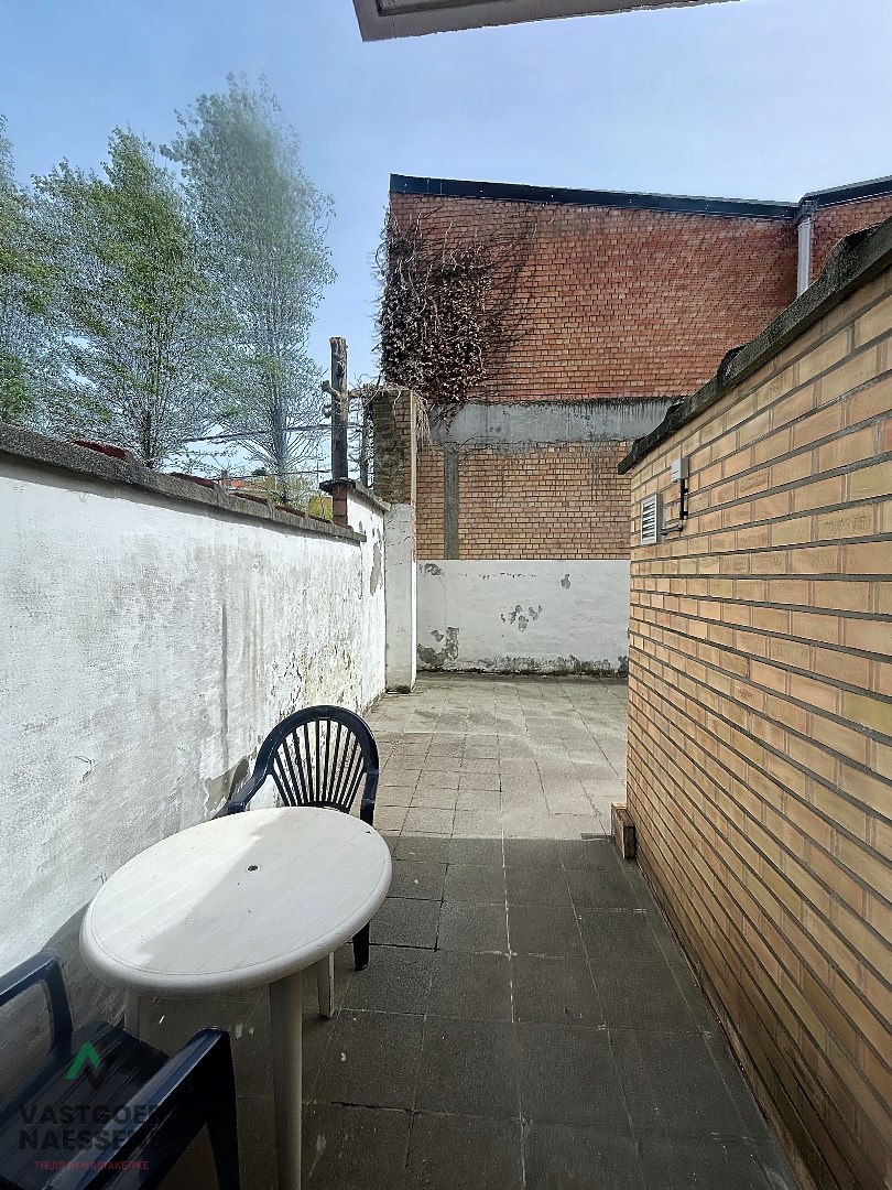 Instapklaar GLVL appartement met zonnige tuin 