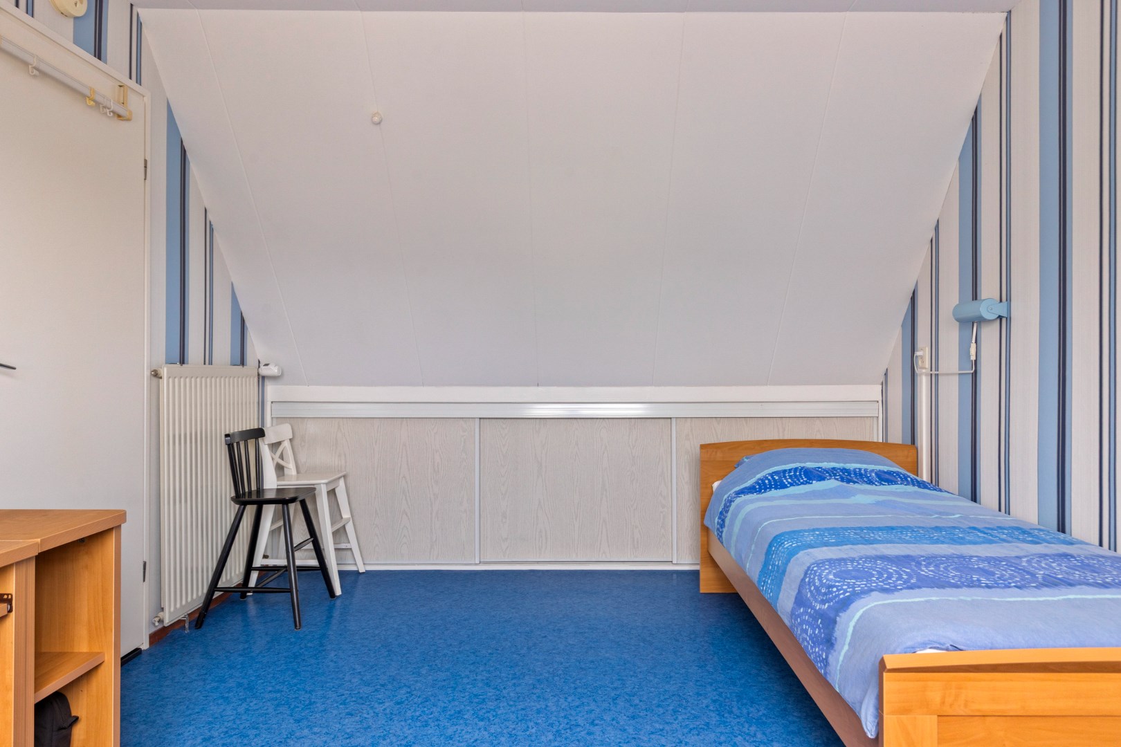 Energiezuinige eengezinswoning energielabel A, met 4 slaapkamers, uitgebouwde woonkamer, 12 zonnepanelen, vloerverwarming en gelegen op eigen grond. 
