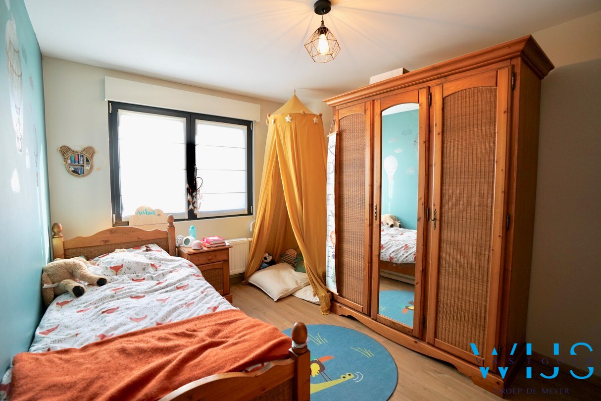 Bel-&#233;tage met 3 slaapkamers en tuin te ERTVELDE ! 