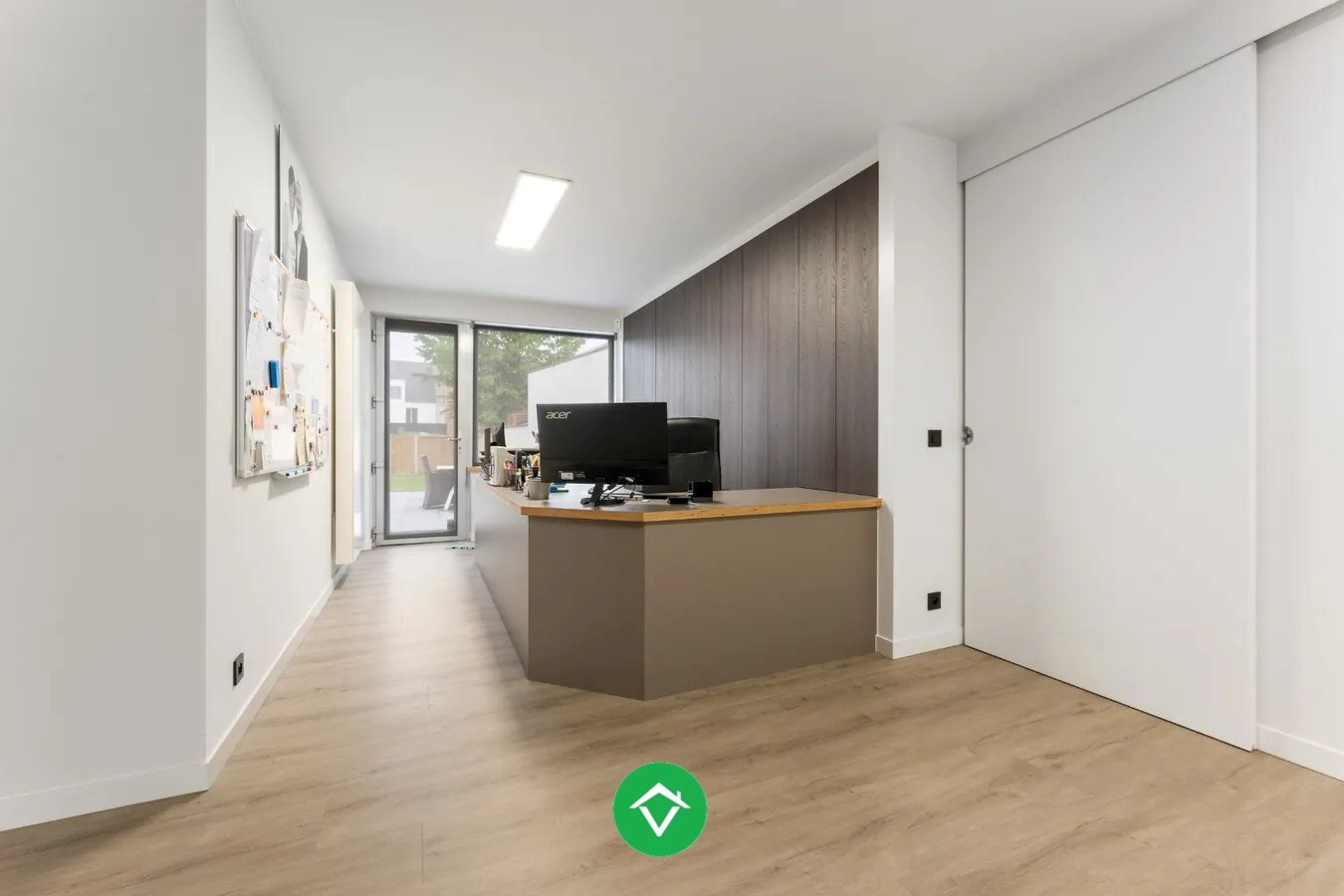 Woning met handelsruimte in het centrum van Koekelare 