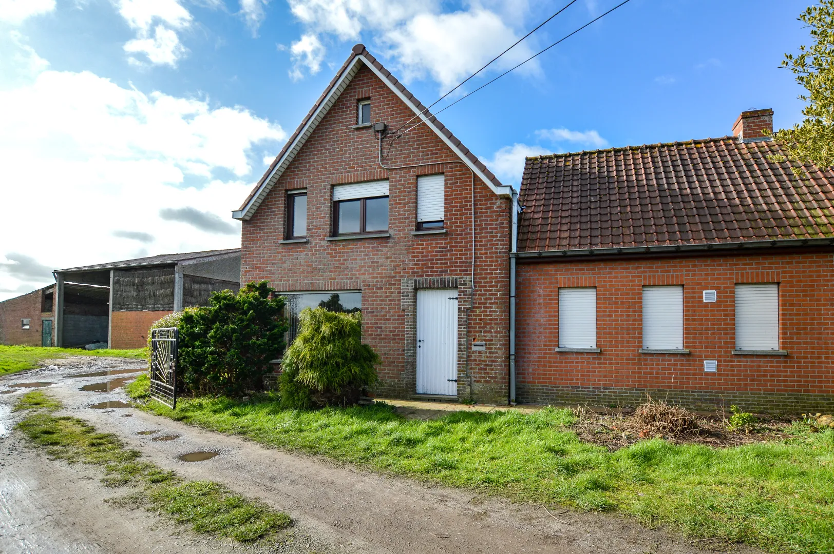 Landelijk gelegen woning met 3 slaapkamers te Bekegem