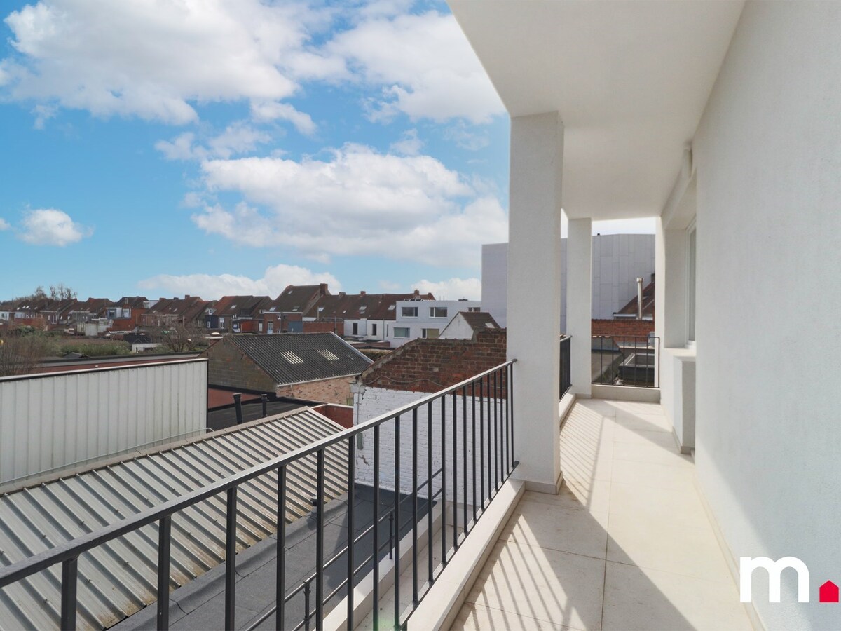 Prachtig Duplex Appartement met Luxe Afwerking en Zonnig Balkon met 2 slaapkamers te Harelbeke EPC A 