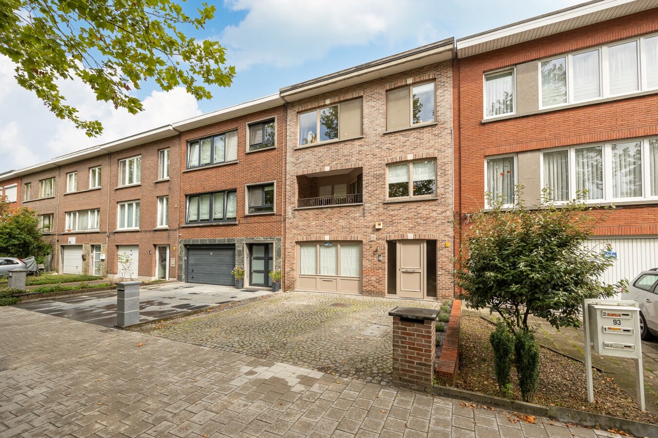 Prachtige woning 243 m&#178; met 4 slaapkamers (met mogelijkheid tot kangoeroewoning) 