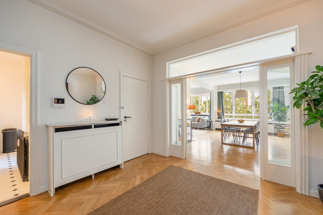 Prachtig Art Deco appartement 138 m&#178; met 2 slaapkamers in centrum Antwerpen 