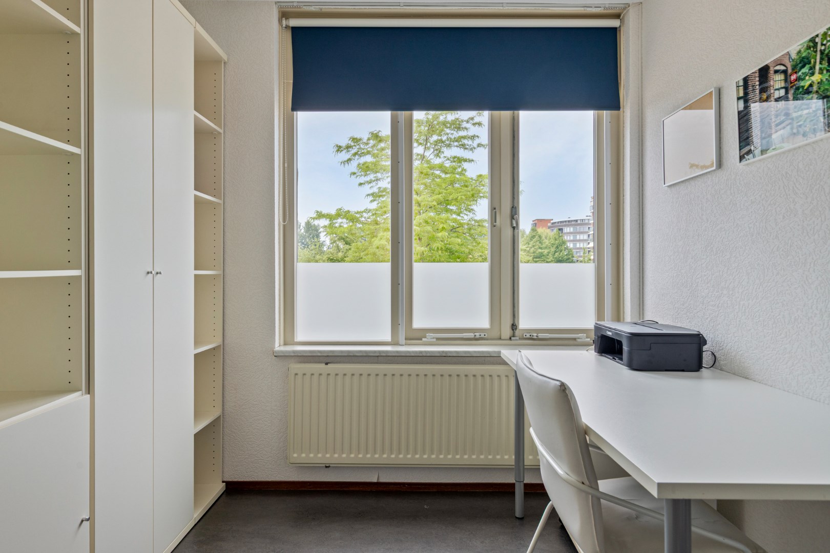 Energiezuinige eengezinswoning energielabel A, met 4 slaapkamers, uitgebouwde woonkamer, 12 zonnepanelen, vloerverwarming en gelegen op eigen grond. 