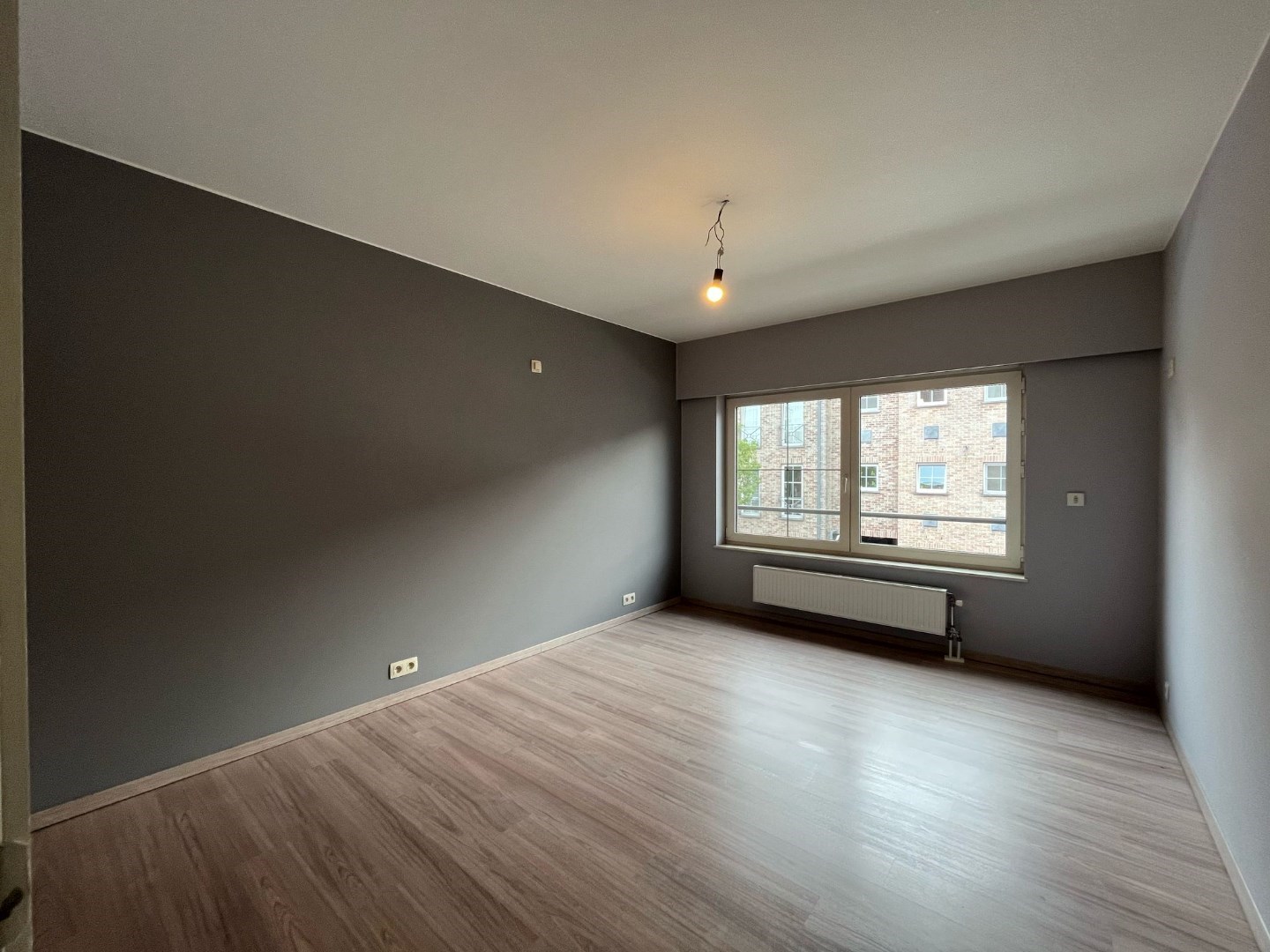 Instapklaar energiezuinig appartement met 2 slpk. en groot terras in centrum Geel 