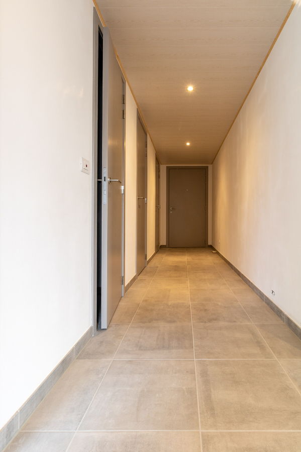 Nieuwbouw 2 slaapkamer-appartement te Gistel met garage 