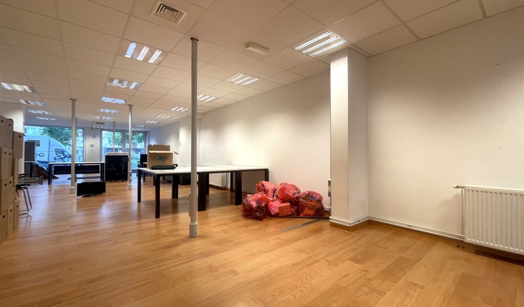 Commercieel kantoor te huur aan de Leien in Antwerpen