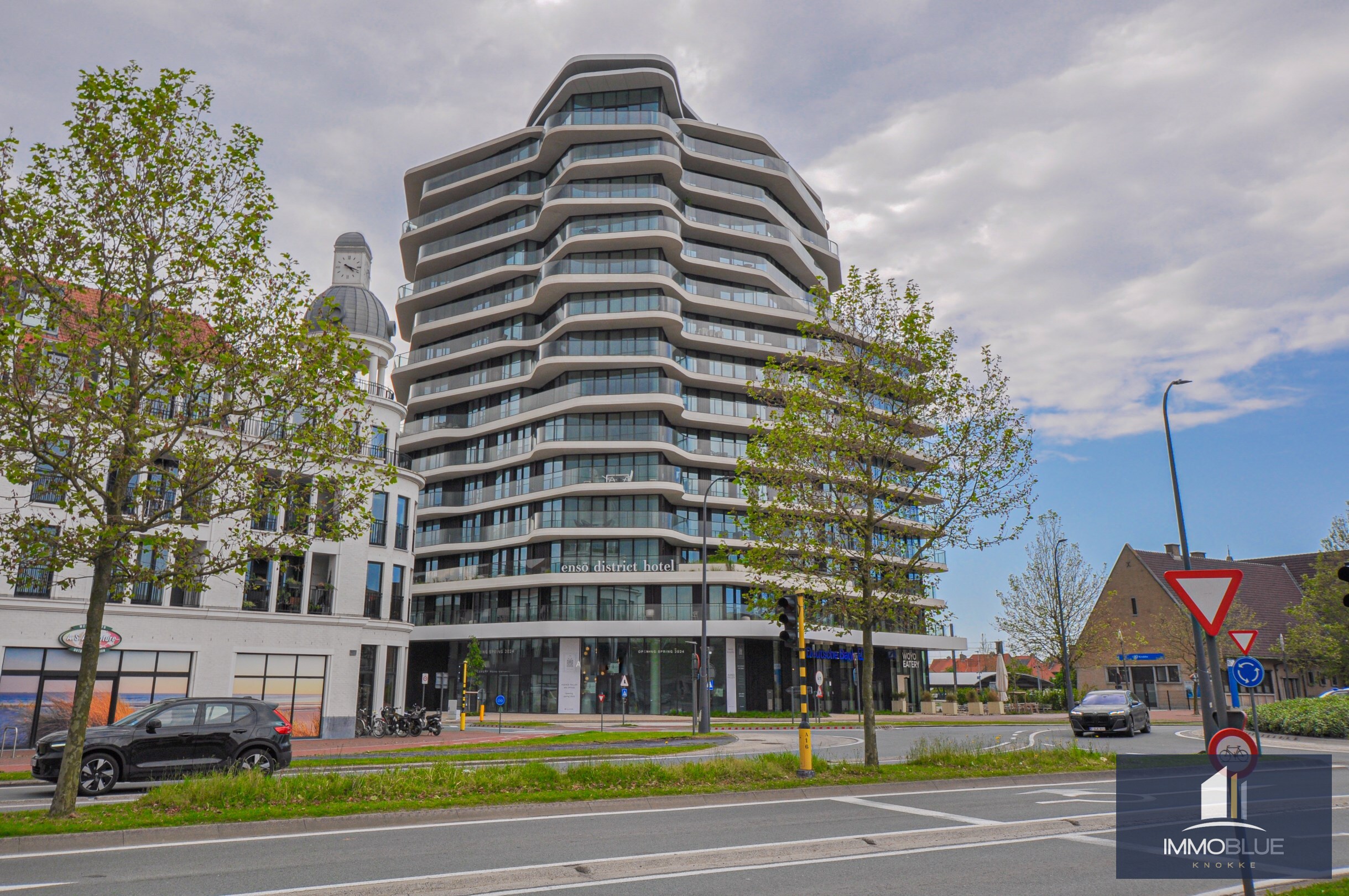 Appartement de luxe avec une tr&#232;s grande terrasse situ&#233; dans la r&#233;sidence exclusive The Tower. 