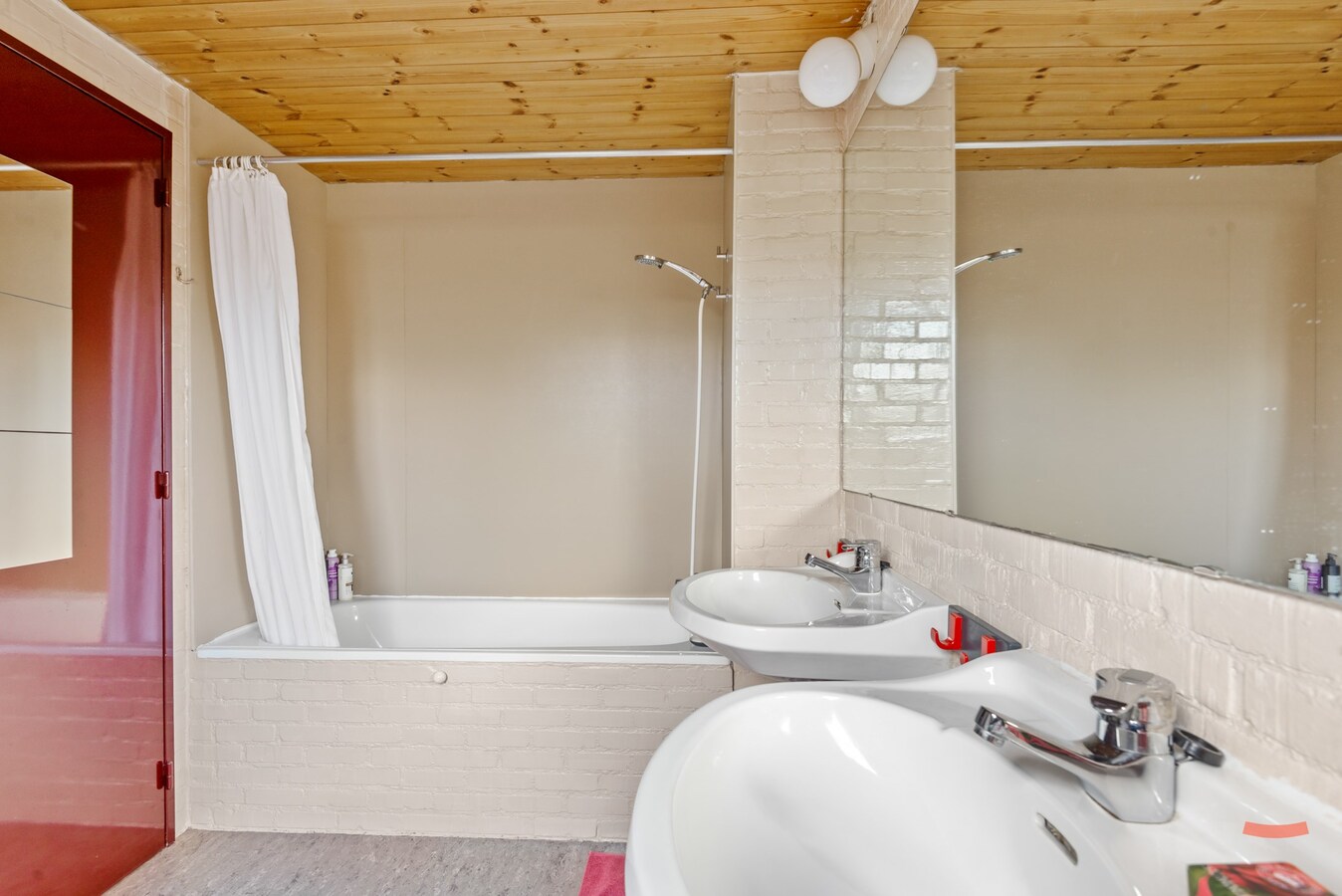 Architectenwoning verkocht in Ravels